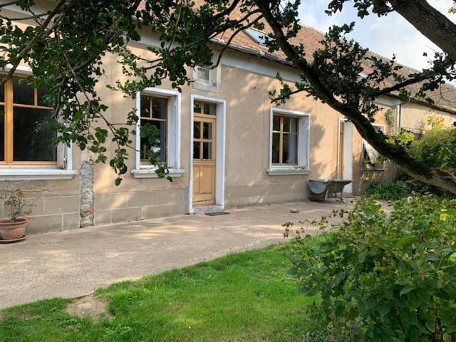 Bed and Breakfast Ferme Des Trois Poiriers, Teloché Exterior foto