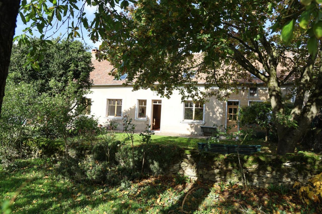 Bed and Breakfast Ferme Des Trois Poiriers, Teloché Exterior foto